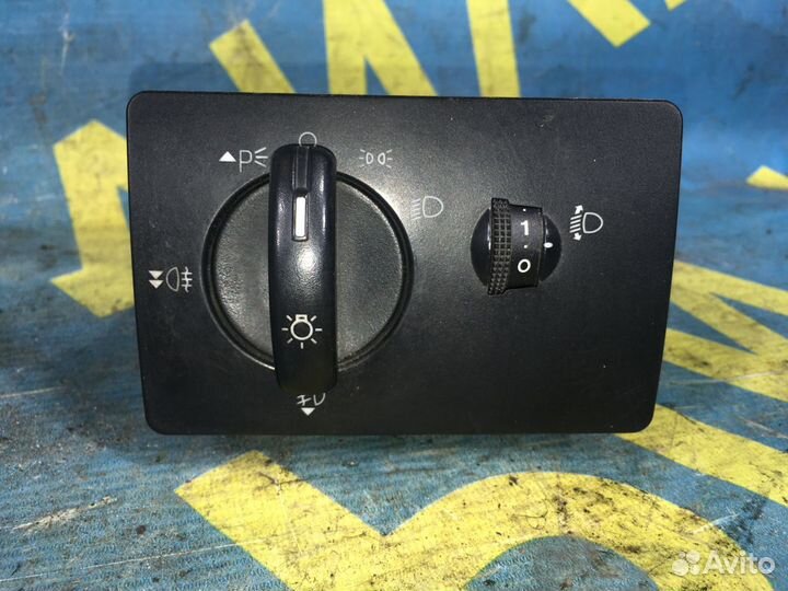 Переключатель света фар Ford Focus 2