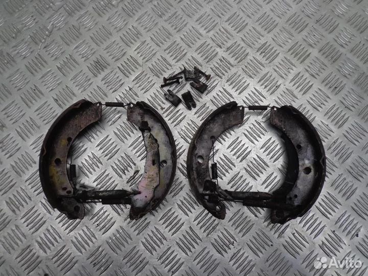 Колодки барабанные к-кт VW Polo 5