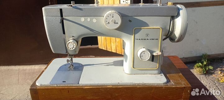 Продам бытовые швейные машинки