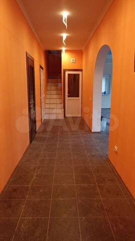 Дом 250 м² на участке 15 сот.