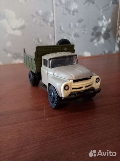 Модель грузовика ЗИЛ