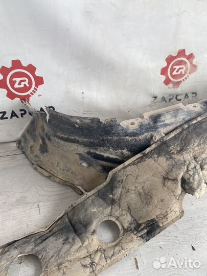 Toyota Land Cruiser 200 Локер передний