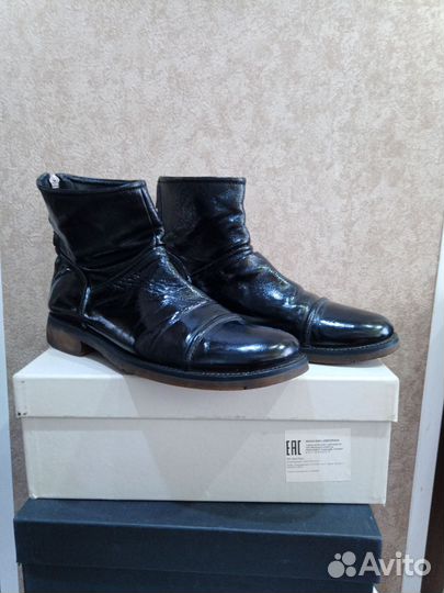 Mascotte 44 р лакированные челси