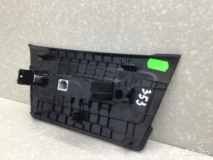 Прикуриватель, Renault Duster II 2021 682644120R