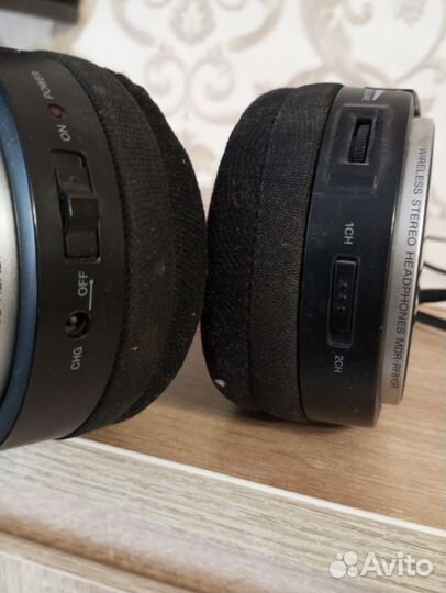 Наушники Sony MDR-RF810R в хорошем состоянии