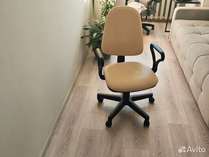 Офисное кресло бу