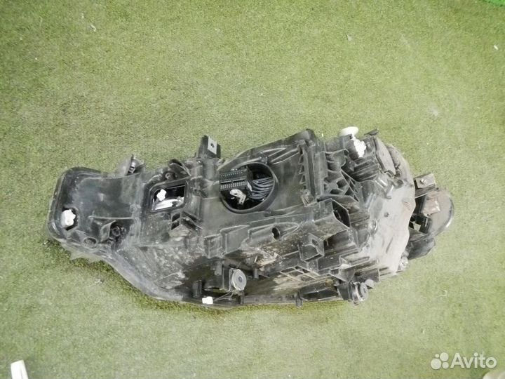 Фара правая BMW 3-Series/M3