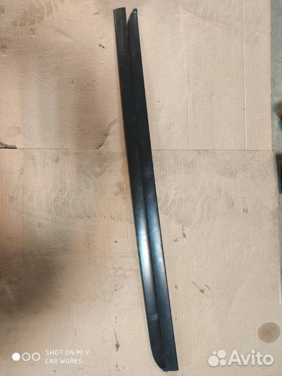 Молдинг лобового стекла бмв Е60 Е61