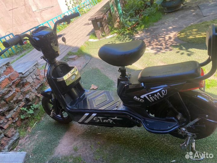MD E-BiKE электроскутер