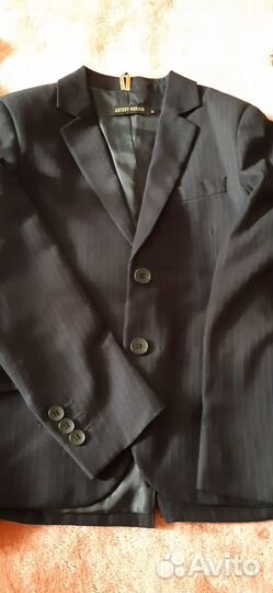 Костюм + 3 рубашки для школы 7-8лет