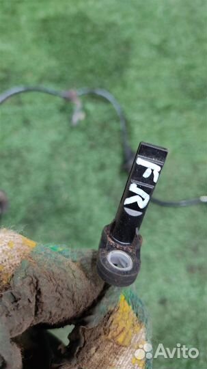 Датчик ABS передний правый Subaru Forester SJ/S13