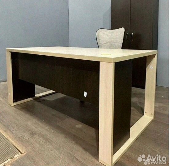 Стол руководителя