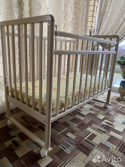 Продаём детскую кроватку с матрасом