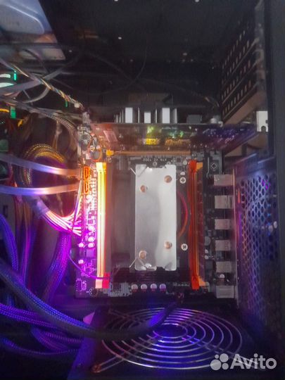 Материнская плата с Процессором + кулер