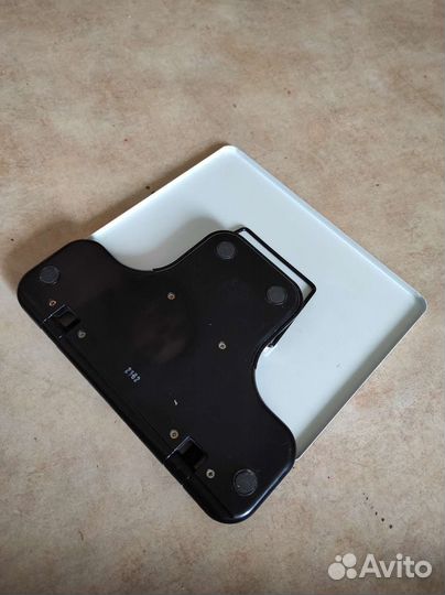 Подставка Braunerg для книг