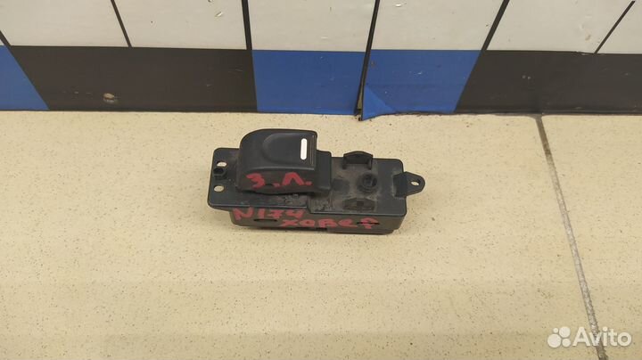 Кнопка стеклоподъемника Hover H5 2010