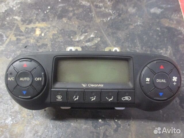 Блок управления климатической установкой Hyundai i