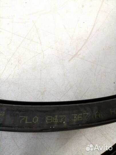 Уплотнительная резинка дверного проема задняя