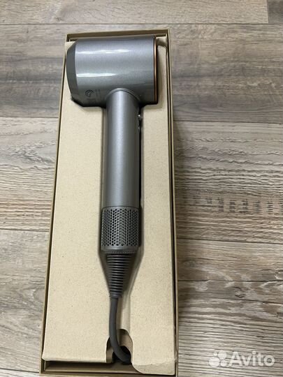 Модель Dyson Supersonic HD007