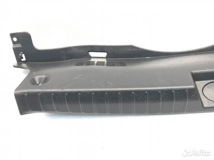 Накладка замка багажника Kia Optima 3 седан 2.4