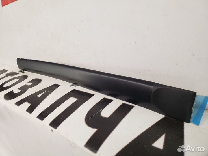 Молдинг двери задней правой Nissan Almera N15 95-0