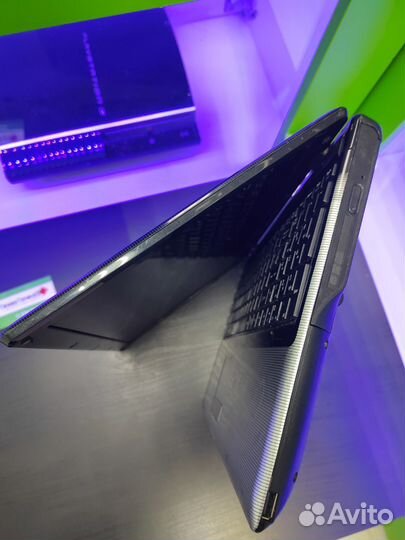 Шустрый ноутбук MSI MS-1682 (i3/ 500Gb)