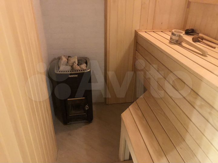 Дом 240 м² на участке 18 сот.