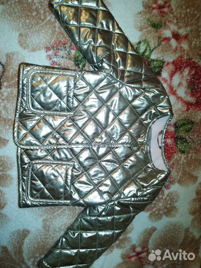 Куртка на девочку