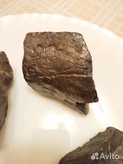 Природный минерал Гематит