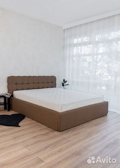 Кровать с матрасом 160х200 Марсель в рогожке