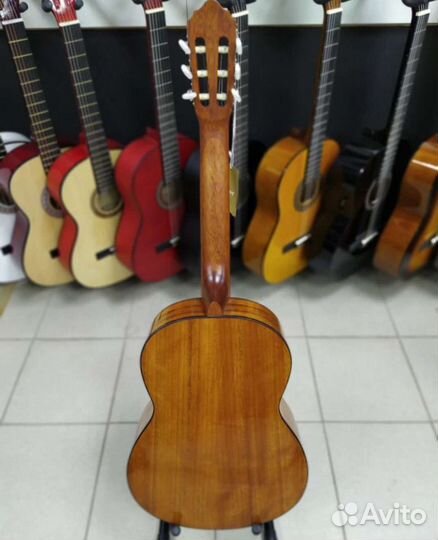 Классическая гитара cort ac100sg Yamaha c 40