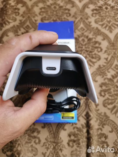 Зарядная станция для геймпадов ps5