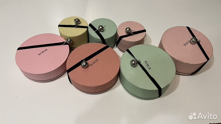 Tous коробки для украшений