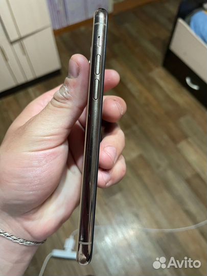Телефон iPhone 11 про 256