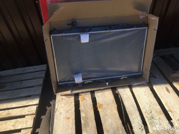 Радиатор двс Honda Cr-v RE3