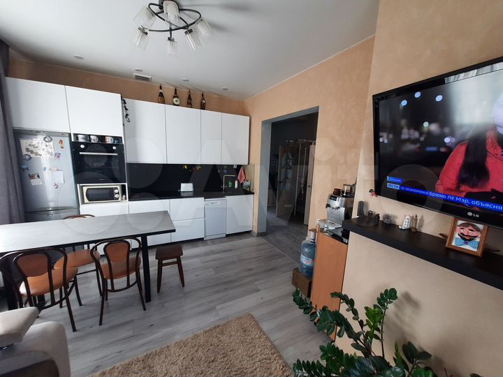 Дом 73,8 м² на участке 3,1 сот.