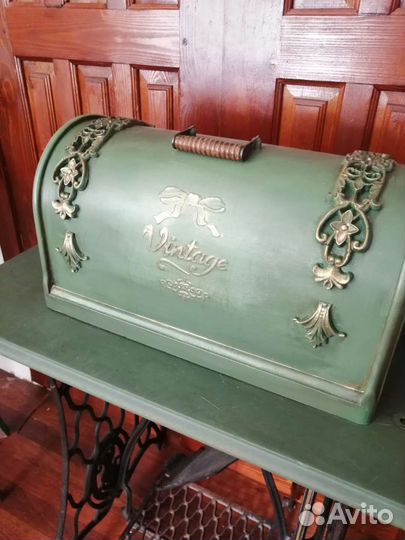 Швейная машинка зингер