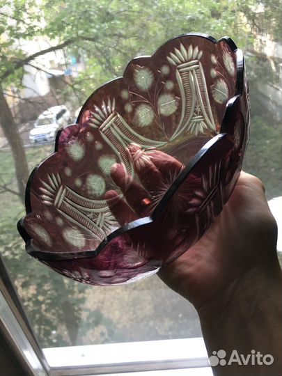 Вазочка - ладья марганцевый хрусталь