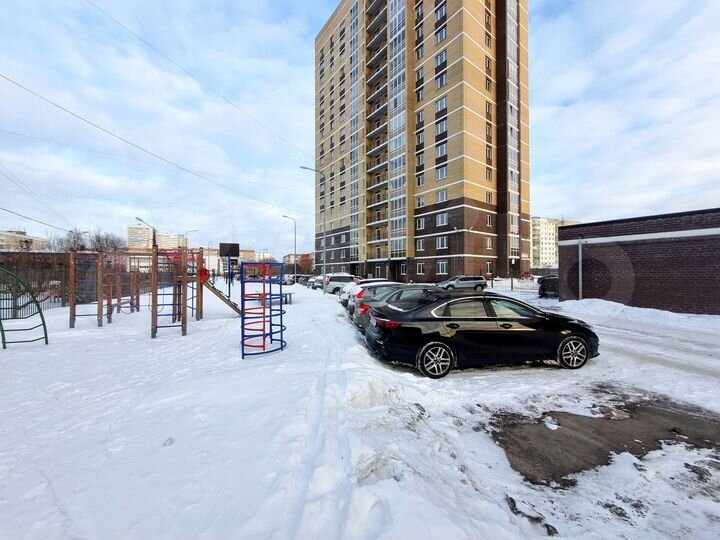 2-к. квартира, 43 м², 17/17 эт.