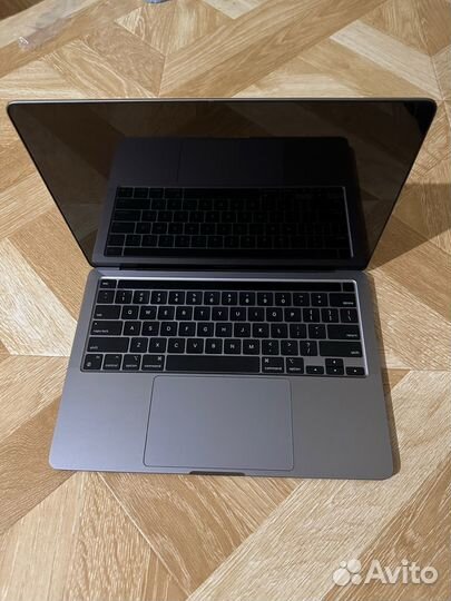 Macbook 13 pro m2 512 gb