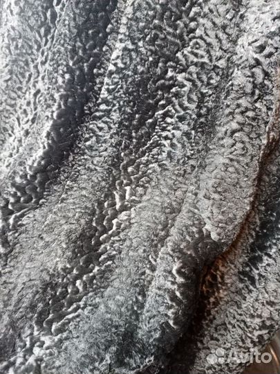 Шуба мутоновая с капюшоном