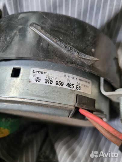 Мотор вентилятора охлаждения Volkswagen Jetta 6