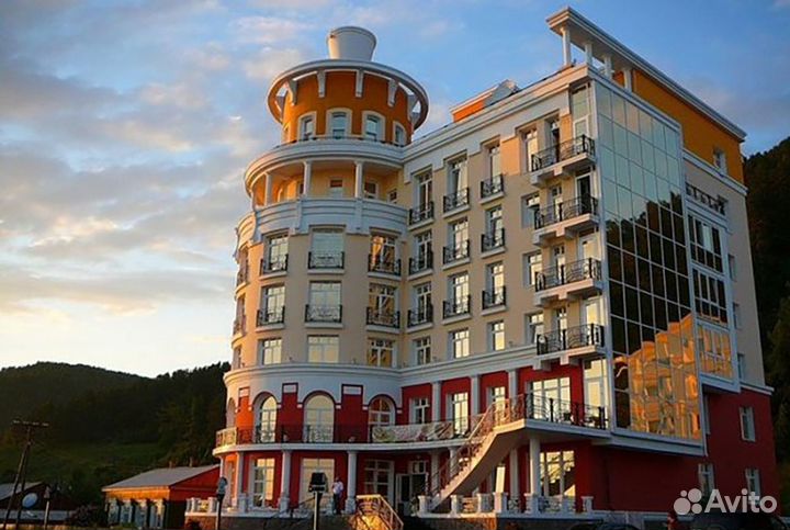 Охранник в отель Маяк (п. Листвянка)