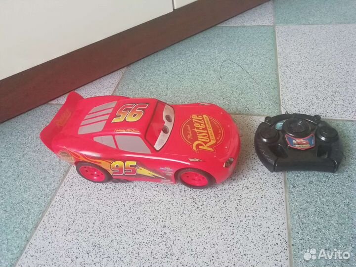 Молния маквин машинка на пульте управления