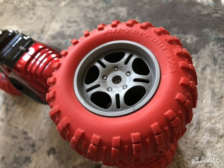 Машинка перевертыш на радиоуправлении