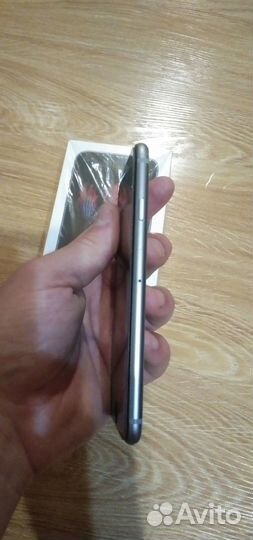 iPhone 6S, 32 ГБ