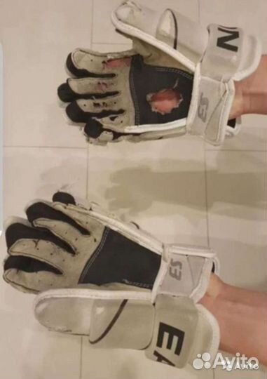 Краги хоккейные (б/у)