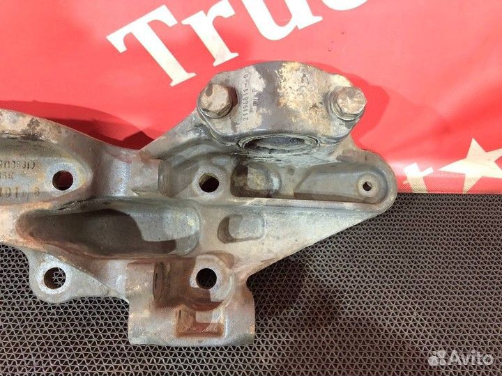 Кронштейн пневморессоры левый Volvo FH, Volvo FM