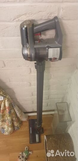 Беспроводной пылесос redmond