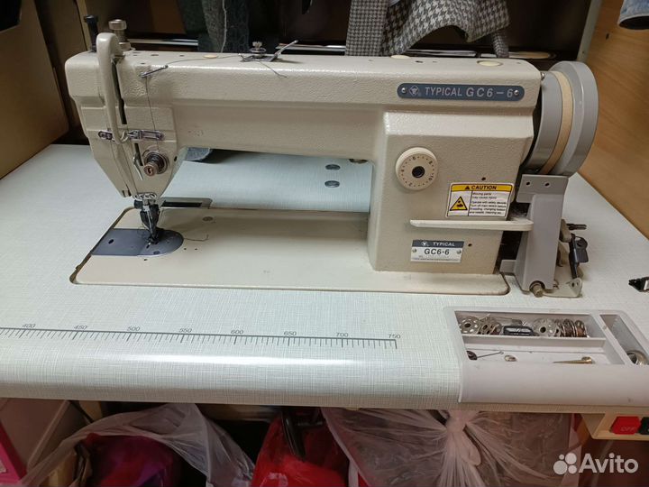 Швейная машинка с шагающей лапкой